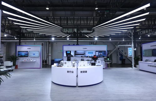 深開(kāi)鴻精彩亮相2023開(kāi)放原子全球開(kāi)源峰會(huì)，推動(dòng)信息網(wǎng)絡(luò)傳播視聽(tīng)節(jié)目創(chuàng)新